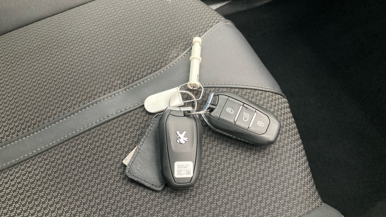 Peugeot 5008 1.2 PureTech GT 5dr EAT8 Petrol Estate